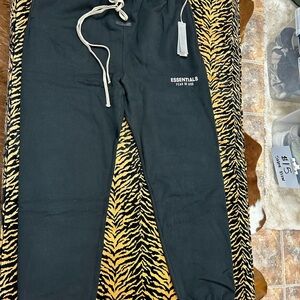 Essentials Fear of God Black Sweatpants